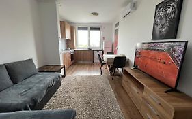 Apartament nemaipomenit, nou, in Complex Rezid Ared